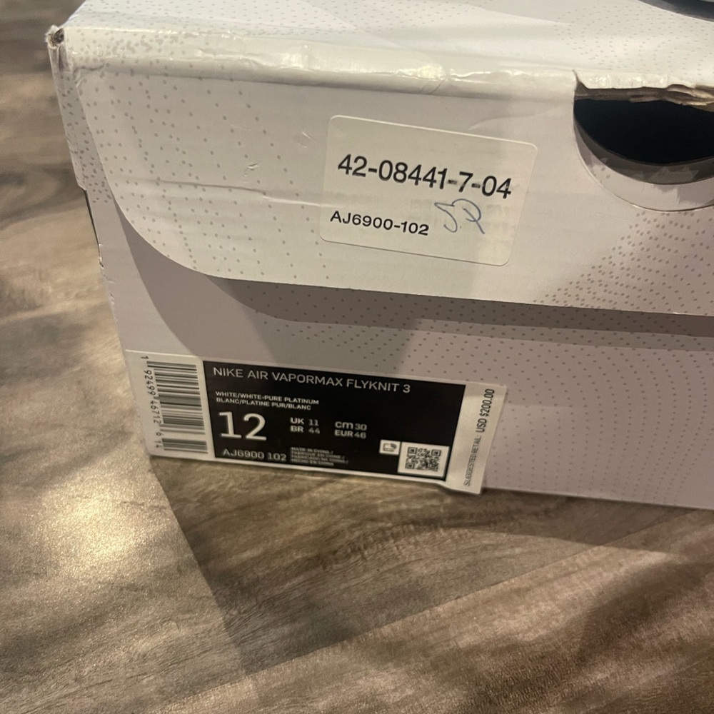 Nike Air Vapormax Flyknit 3 - White and Black